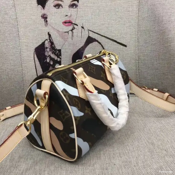 Fashionrepsfam ru Bags LV 206B570110 0611